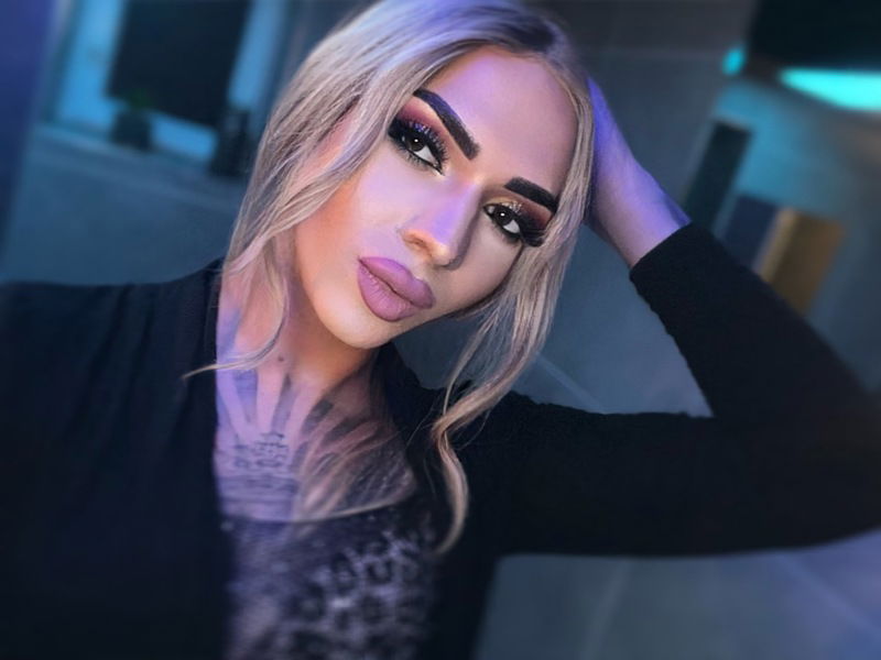 Verifizierte Escort-Nutten in Wendlingen am Neckar (Baden-Württemberg). - model photo Ts Emanuela Sehr Heiss Heute