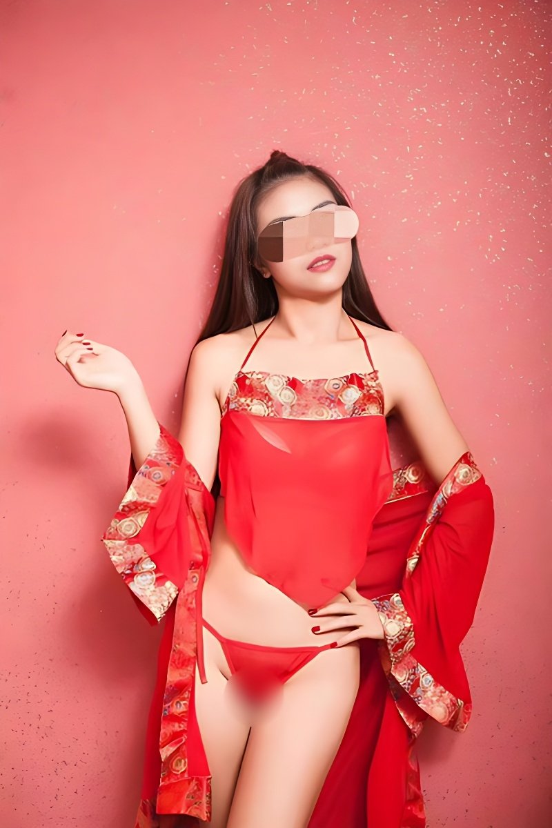 Meet Amazing Suliko: Top Escort Girl - model preview photo 0 