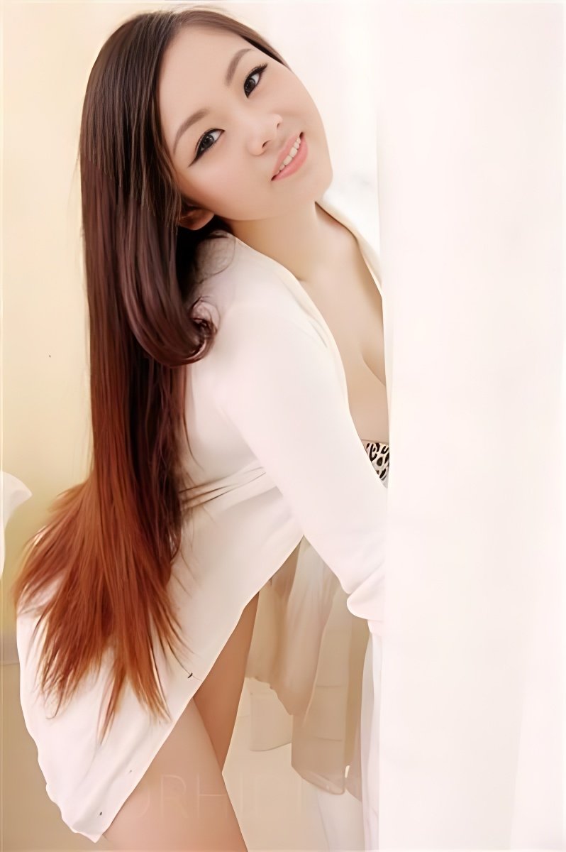 Treffen Sie Amazing YUKO - JAPAN SCHÖNHEIT: Top Eskorte Frau - model preview photo 1 