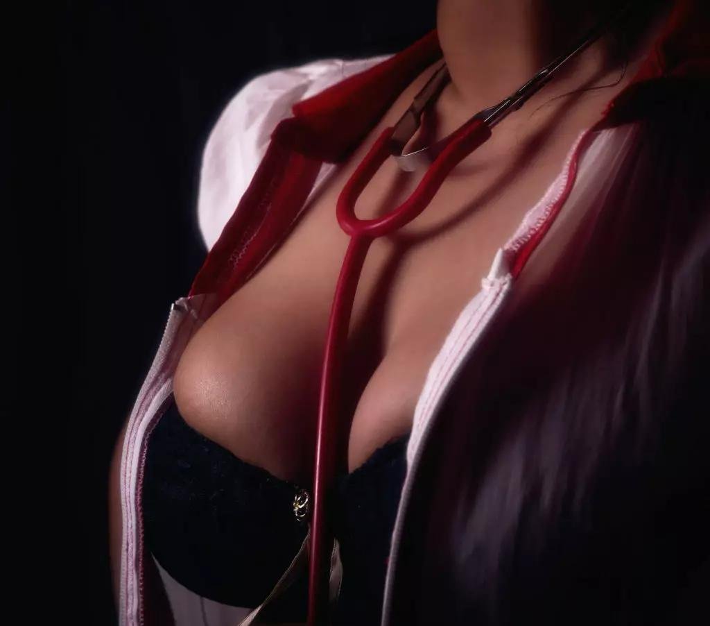 Big tits escort in Bremen - model photo Special Erotic Nursing