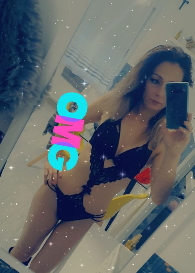 Pornstar Escort  (Huren, Nutten) in Bad Berleburg, Nordrhein-Westfalen. - model photo Alischa1