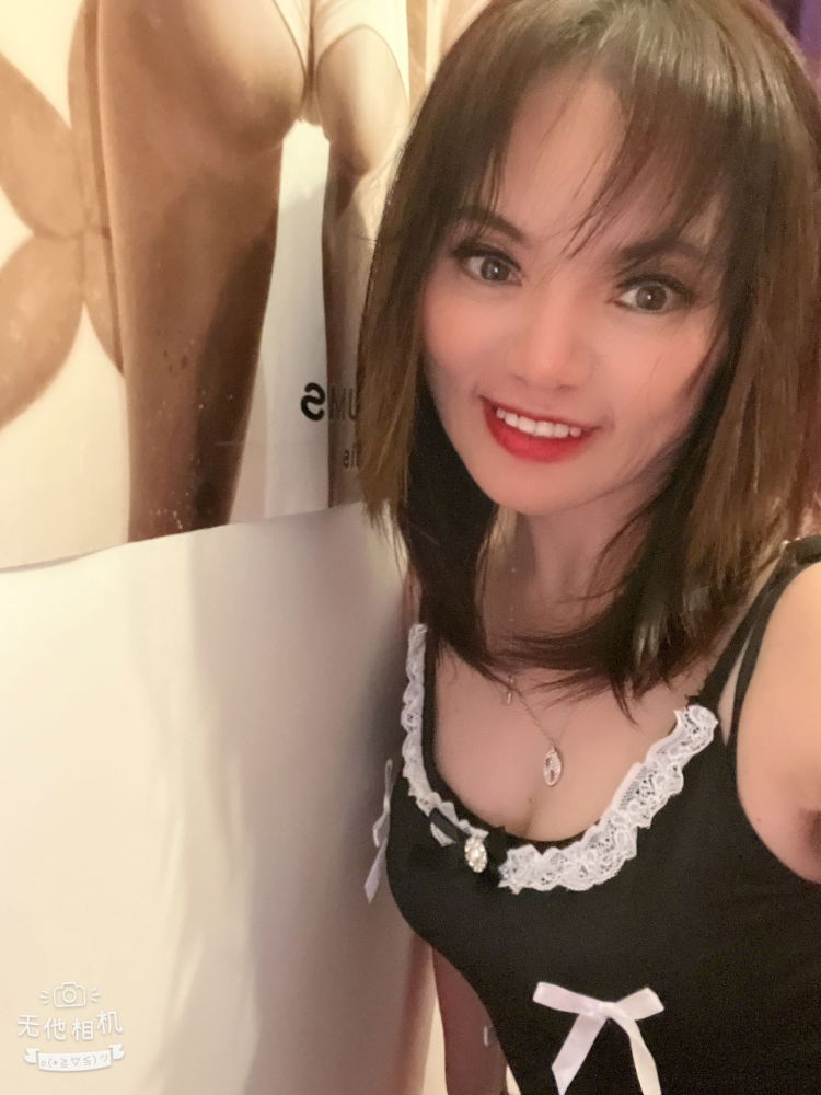 Junge Escort  (Huren, Nutten) in Biel, Bern. - model photo Lily