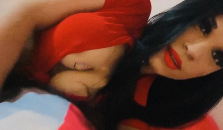 ESKORTE IN Lille - model photo Pyetra