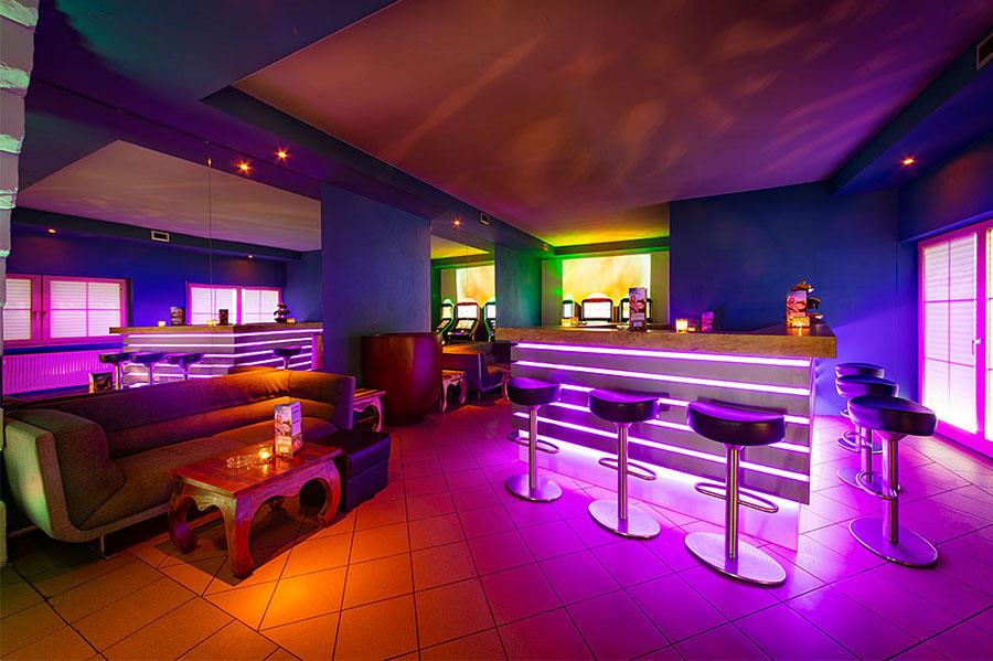 Luxus Escort Modelle & Agenturen weltweit entdecken - place 