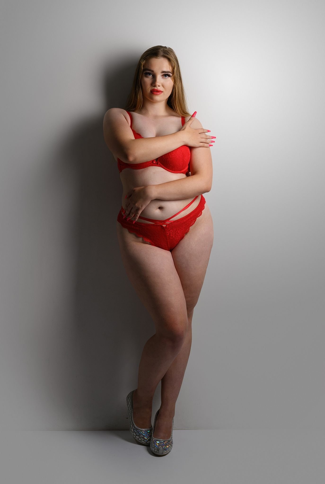 Meet Amazing Sexy Laura7: Top Escort Girl - model preview photo 1 