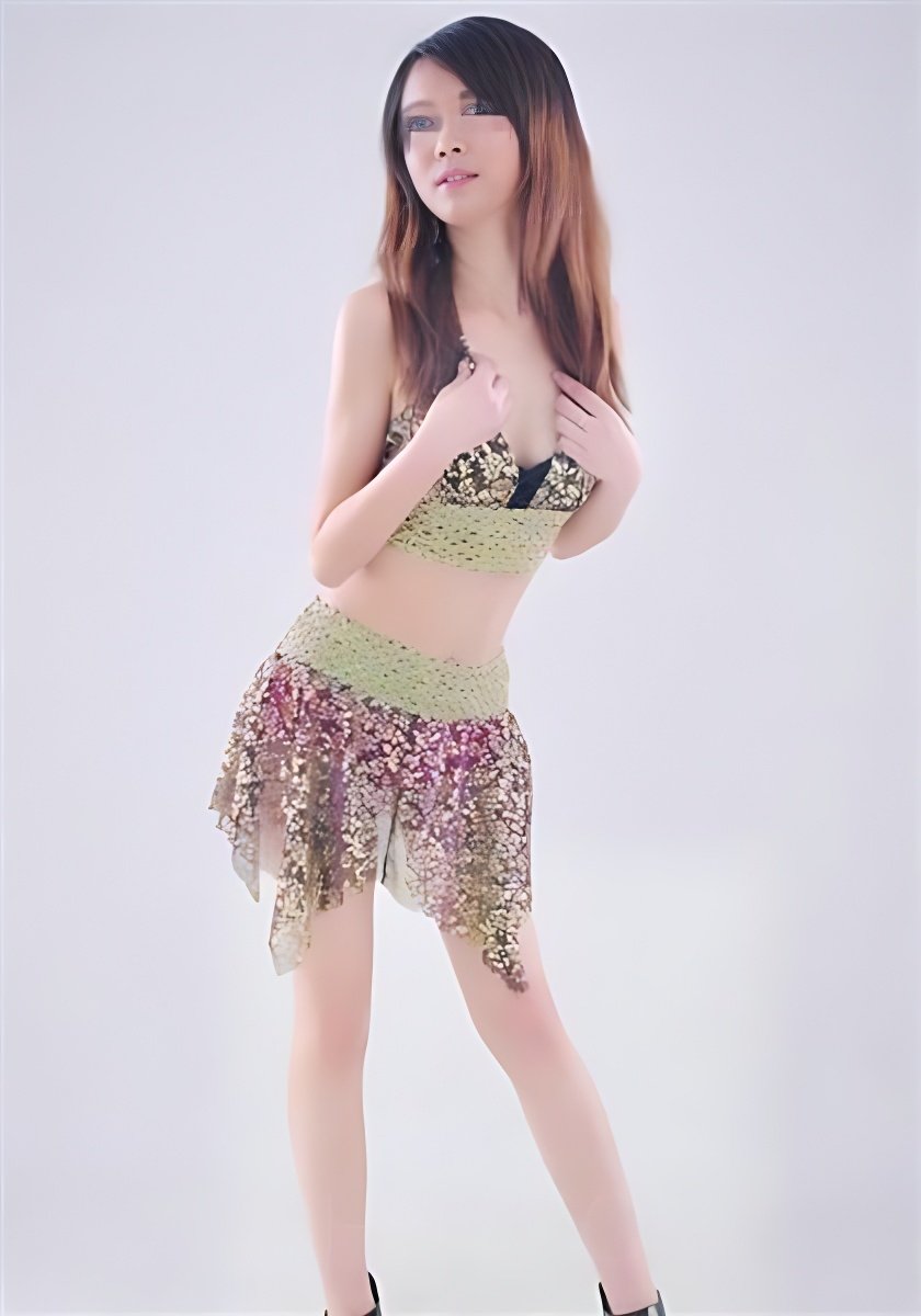Meet Amazing YOYO: Top Escort Girl - model preview photo 1 