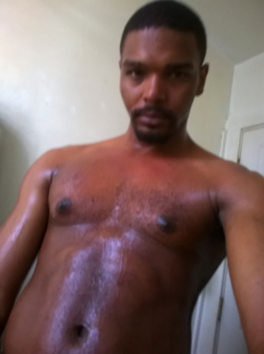 Verifizierte Escort-Nutten in K?penick (Berlin). - model photo Lucio Marave Pornstar