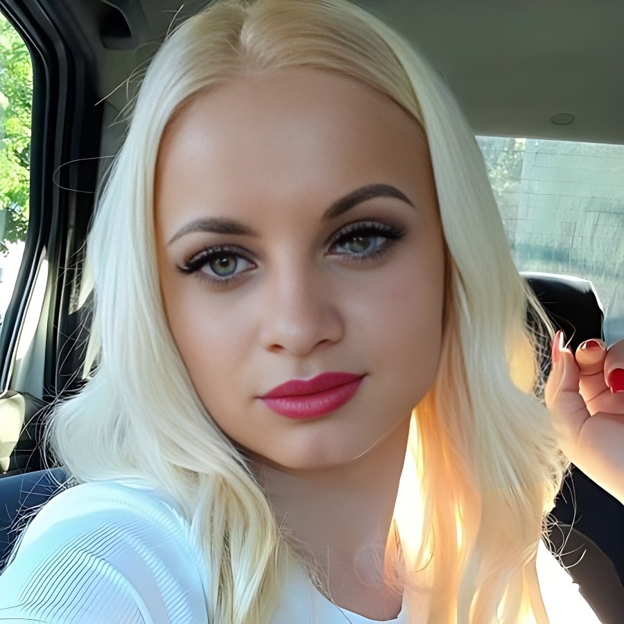 Treffen Sie Amazing Blonder Traum Raisa 19J Brandneu: Top Eskorte Frau - model preview photo 1 