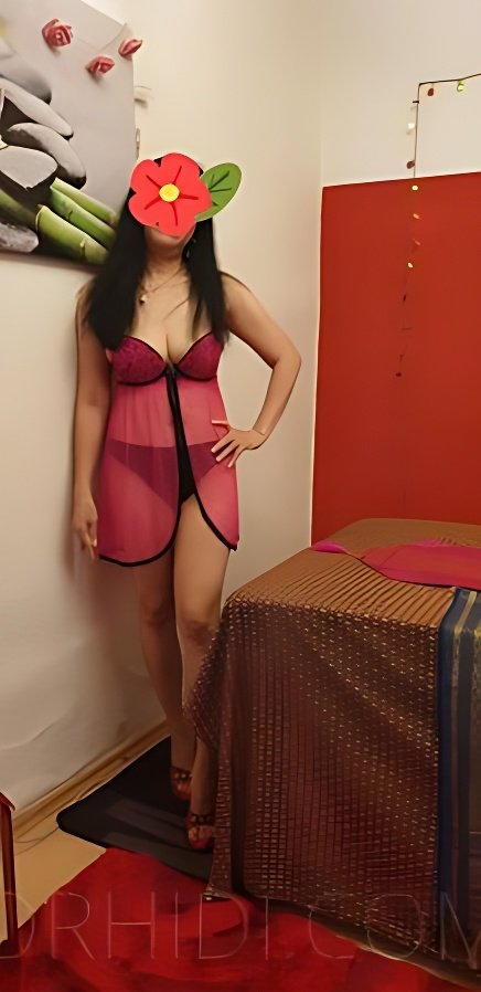 Conoce a la increíble Kat, Top Erotikmassage!: la mejor escort - model preview photo 2 