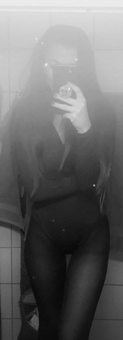 Faszinierende Lesbisch Escort in Krusau - model photo TANTRISK MASSAGE VED DANSK MASS?R