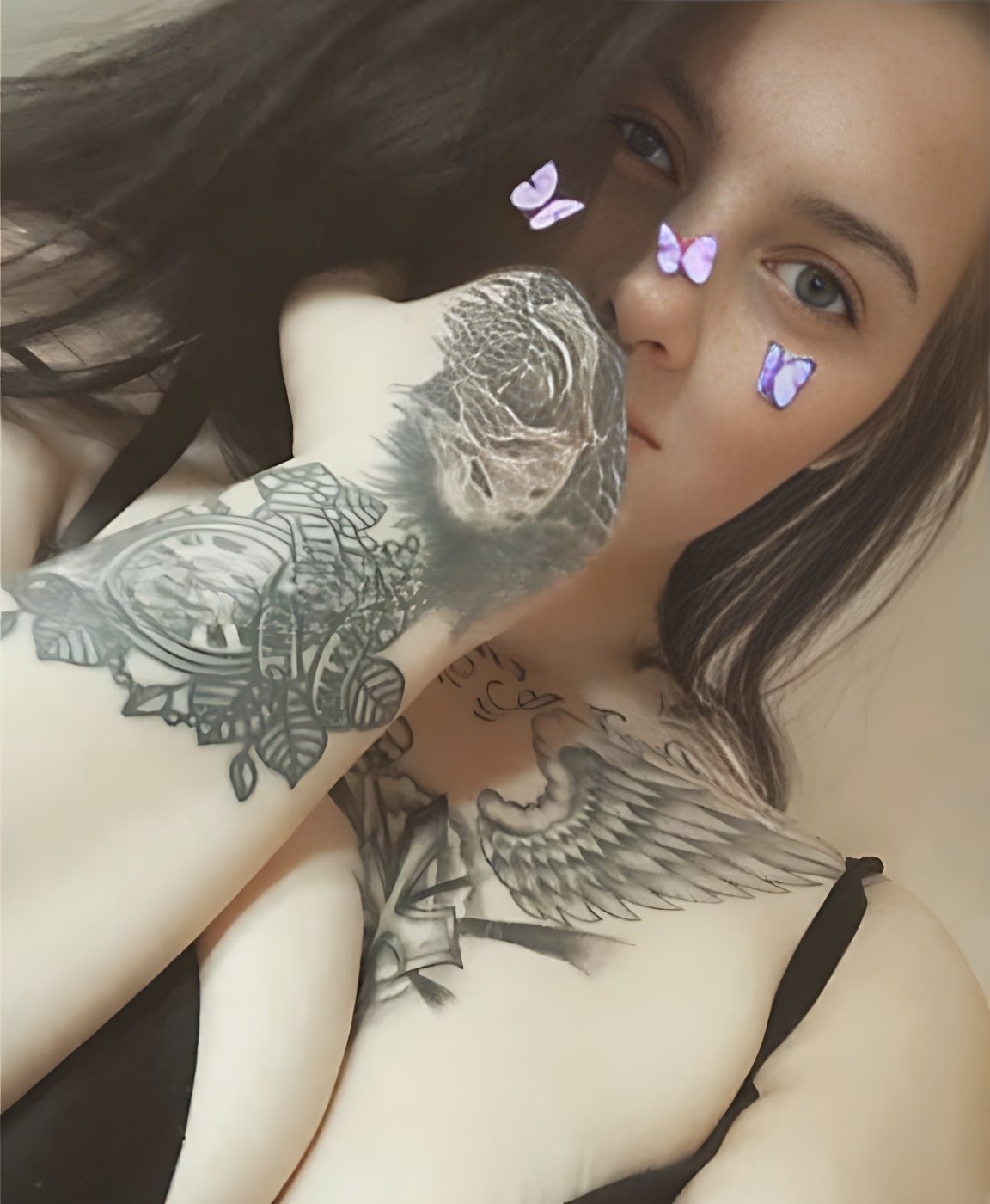 Meet Amazing Tattoo Queen: Top Escort Girl - model preview photo 2 