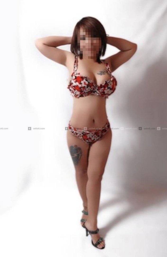 Meet Amazing Maiy: Top Escort Girl - model preview photo 1 