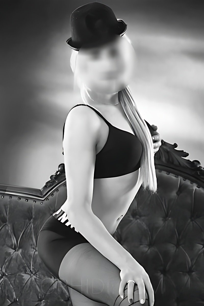 Meet Amazing TS MADY- GANZ NEU!: Top Escort Girl - model preview photo 1 