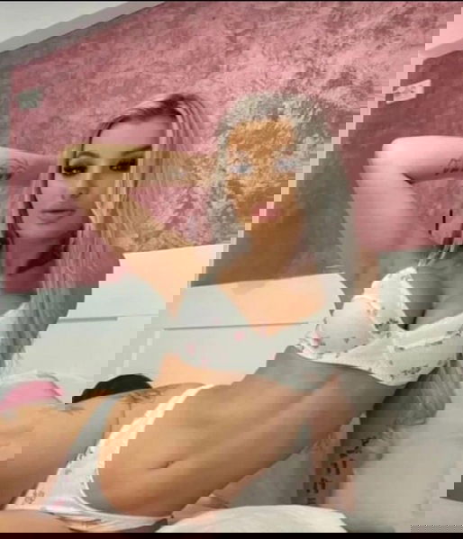 Verifizierte Escort-Nutten in Cham (Bayern). - model photo Denisa