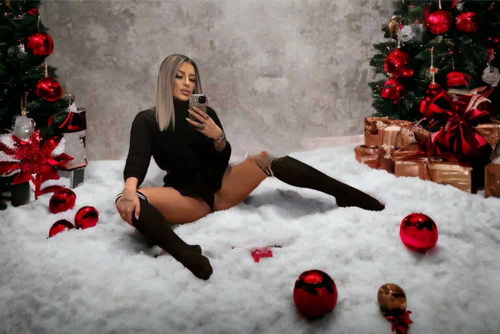 Analverkehr Escort in Salzburg - model photo Laura