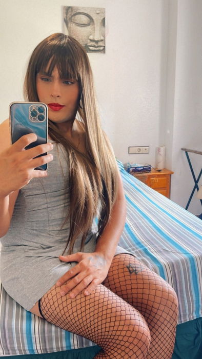 null - model photo Antonella