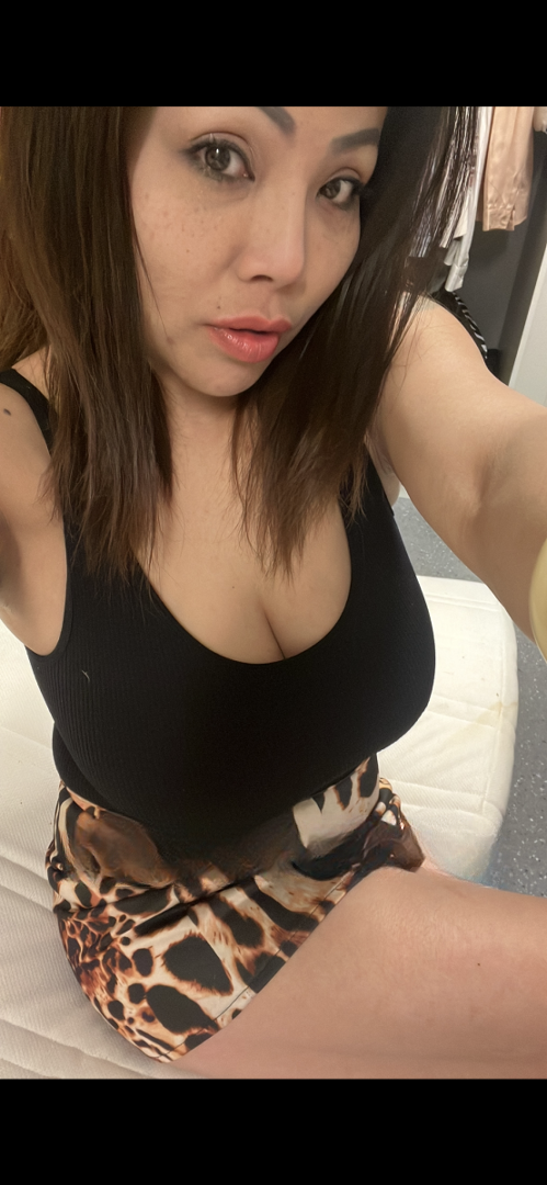Orientalisch Escort  (Huren, Nutten) in Basel, Basel-Stadt. - model photo Neue Thai Girl In Zuerich
