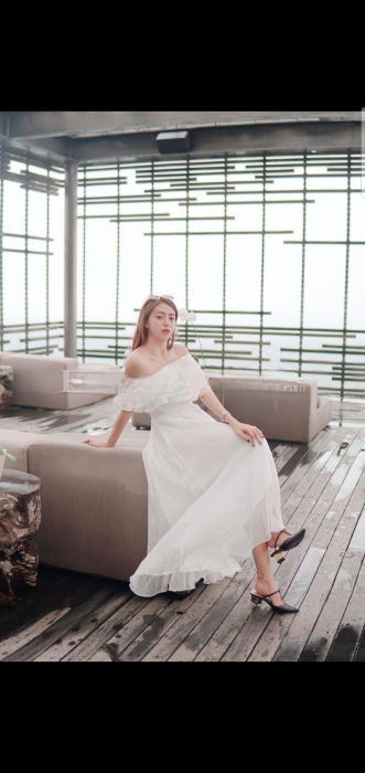 Beste Petite Escort in Lampung in Ihrer N?he - model photo Desca