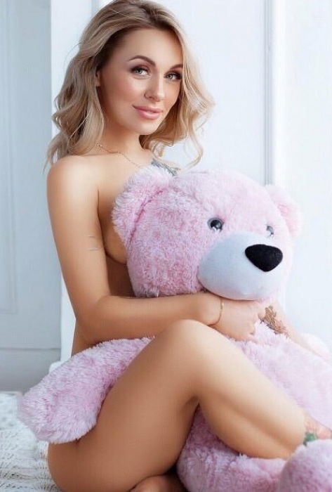 Beste Squirting Escort in Dsegh in Ihrer N?he - model photo Angelica