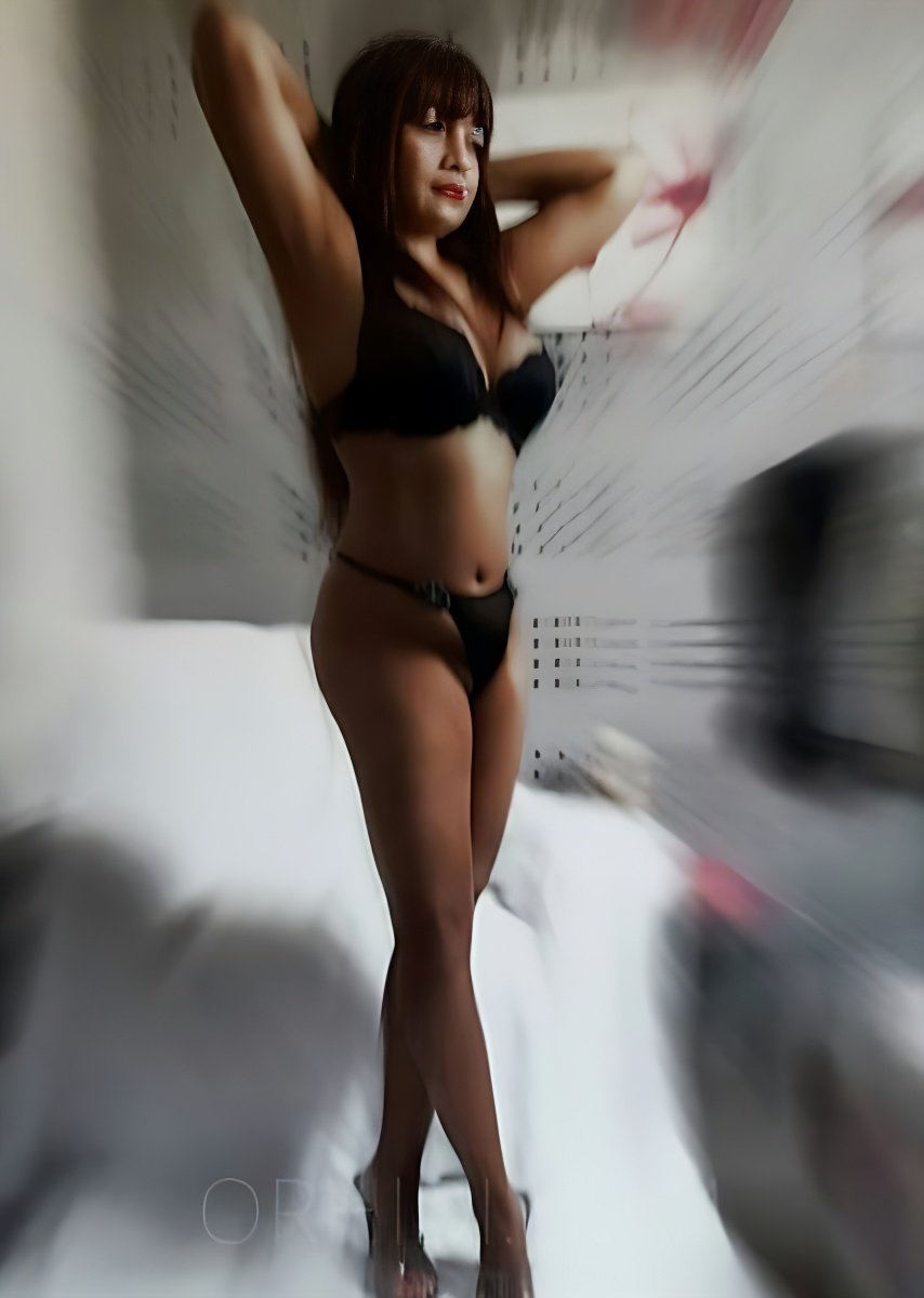 Asian escort in Lower Saxony - model photo DAO,  SPECIAL EROTIKMASSAGE UND MEHR!