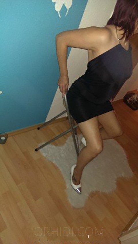 Treffen Sie Amazing Jennifer148: Top Eskorte Frau - model photo Babsi (39)