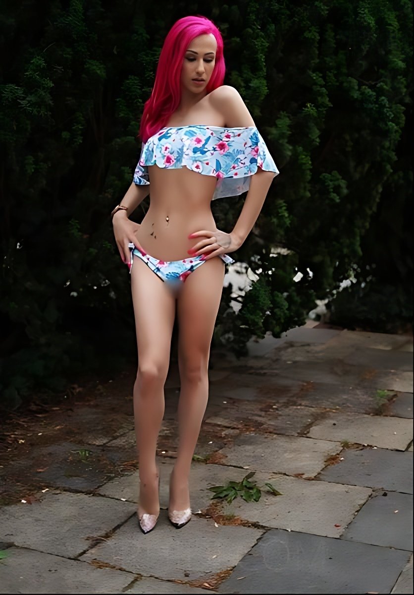 Treffen Sie Amazing Trans Lexa PinkEscort: Top Eskorte Frau - model preview photo 1 
