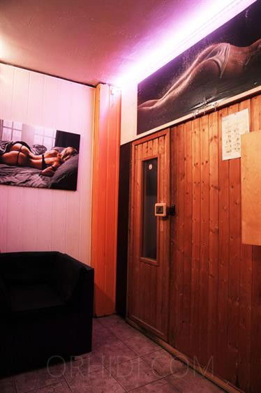 Sex Jobs Wuppertal - Top Escort Modelle finden - place Saunaclub HAUS 16