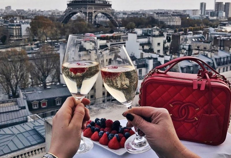 Finden Sie die besten Escort-Agenturen in Paris - place Love For France
