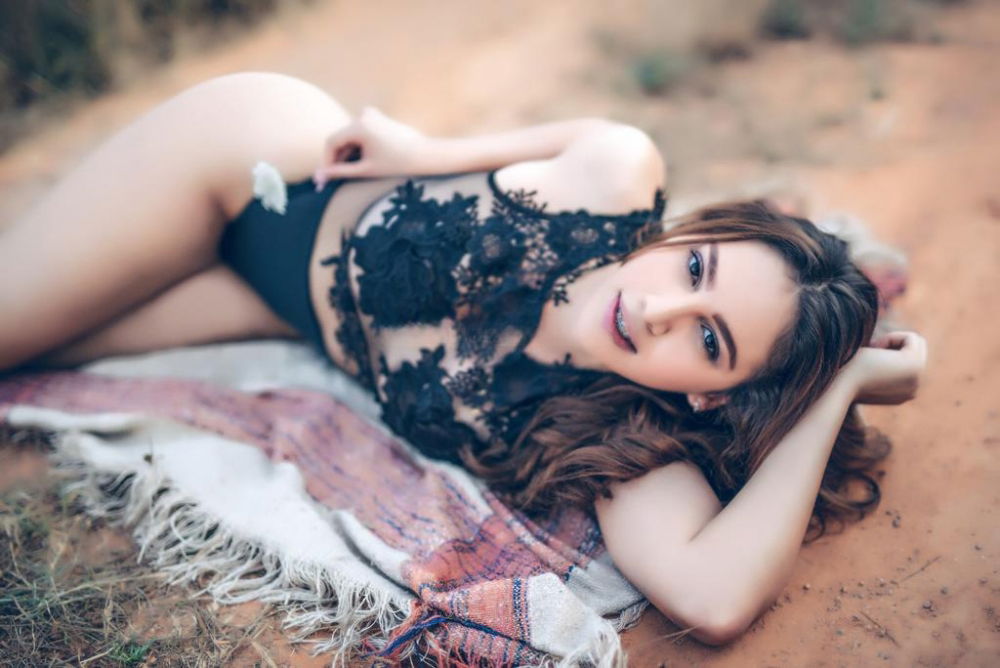 null - model photo Isabella