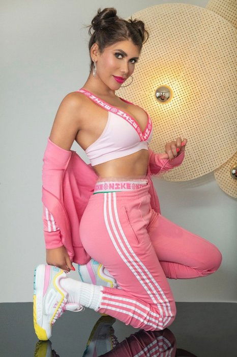 BBW Escort  (Huren, Nutten) in Neuhausen am Rheinfall, Schaffhausen. - model photo Anna