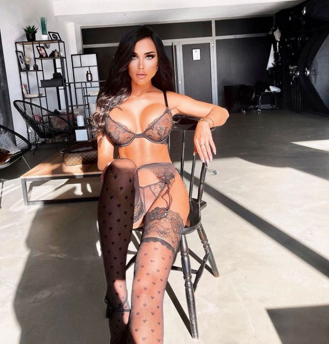 Nutte Fuengirola – Exklusive Begleitservices - model photo Rosa